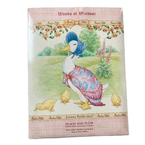 New Woods of Windsor Beatrix Potter Drawer Liners Jemima Puddleduck